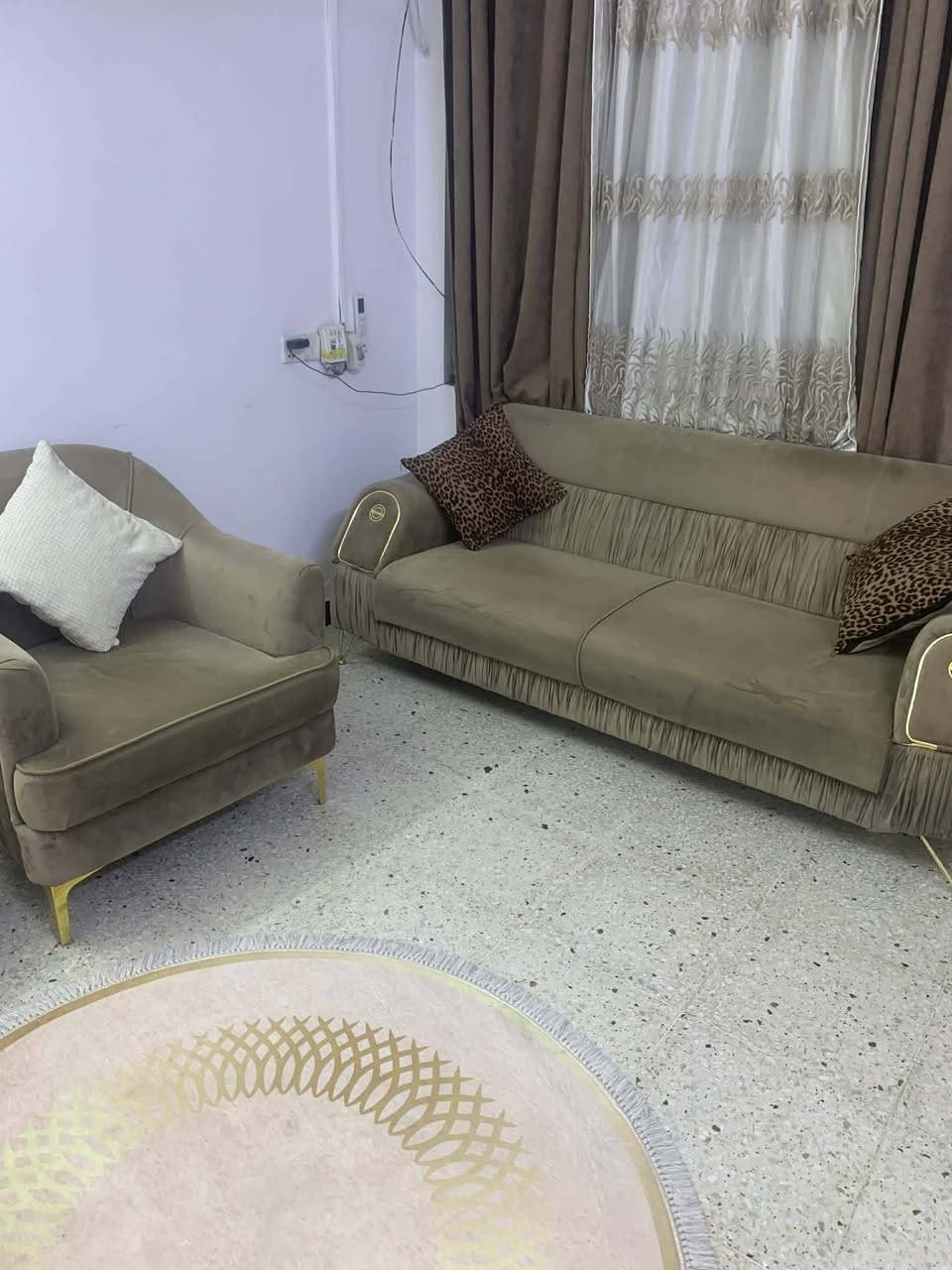 تخم ٨مقاعد نظيف بس الرجل تحتاج تثبيت ٣٠٠
بغداد الاسكان


**إذا كنت صاحب هذا الإعلان وتريد حذفه لأي سبب، رجاءا أرسل رسالة إلى الدعم الفني**