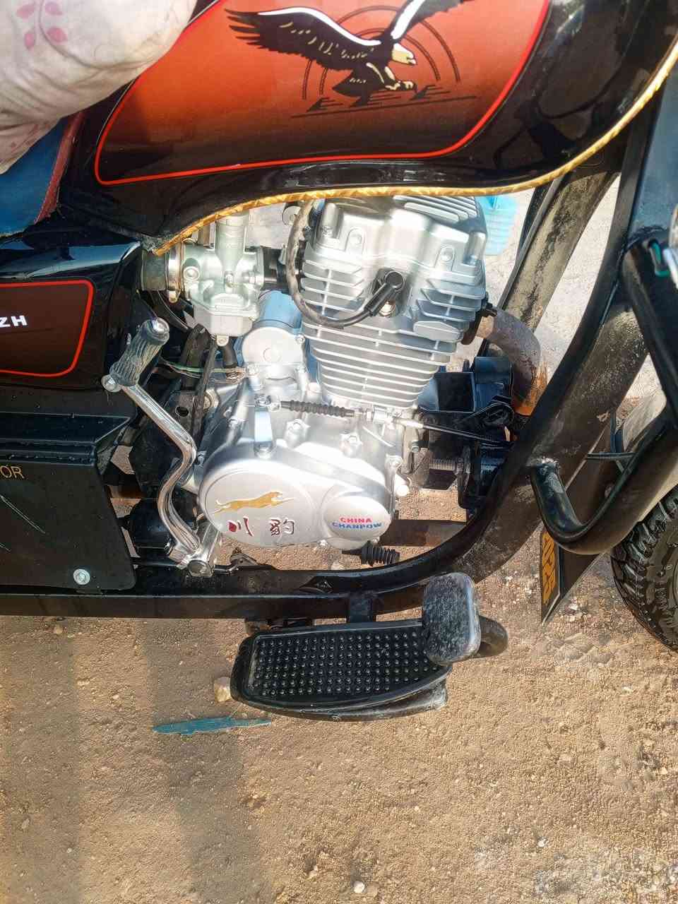 السلام عليكم ستوته للبيع موديل 22 مقفوله كفاله عامه اي نقص ما بيها اوراقها باسمي منع ماكينه 25 صار 11 يوم مشدوده تانت جديد صفاحيات جدد كهربائيات كلها شغاله مكان كربلاء ***********
