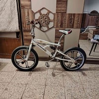 بايسكل لبيع نقص بس جوابه لين متروك حجم ٢٦ يتحمل وزن لحد ١٥٠ كيلو مكاني...