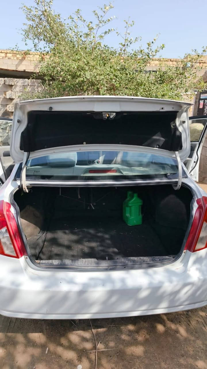 سلام عليكم من رخصه الادمن اوبترا 2010وباءسمي السنويه ذ ي قار  مكاني ناصريه السياره جاهزه  سعر 62 رقمي ال***********
