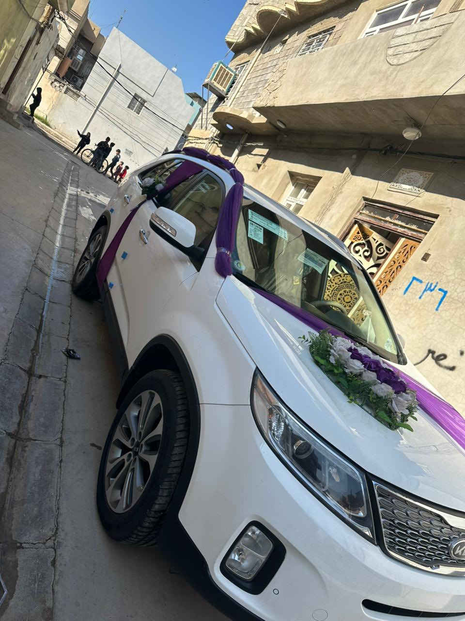 كيه سورنتو
سورنتو خليجي موديل 2014للبيع
فول مواصفات عدا بانوراما
لون آبيض / رقم اربيل/٤ سلندر/٧ راكب/٣ قطع تبريد/بصمه تشغيل + ابواب / أشاره ترحيب/ يدات نيكل ستيل /كاميرا/ حساسات جانبية/كشن السايق كهربائي/تحكمات ستيرن/ ويل كروم حجم ١٩/بردات بلادي /كشن السايق كهرباء / مرايه شفط
ومواصفات اخرى اكير ومحرك مكفولات
 / مكان السيارة موصل غير متواجد ع الفيس
لتواصل على الهاتف ( ***********)
