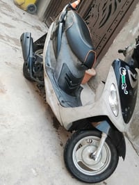 دراجه للبيع فقط مبدله بوشه 55 بغداد الزعفرانيه سعر 500 وبيه مجال رقم 0...