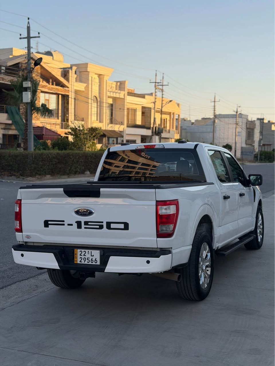 السعر السياره :-265$ورقه وبيهه مجال 
فورد F-150-Ford
موديل. 2023
ماشية. 63 الف 
محرك. 8 سلندر
تو ويل. 2*4
باب طويل بدي قصير المرغوب
جاملغ صبغ مكانين تعديل بارد 
بدون ارباك بدون دواخل. 
 رقم شاصي بالمنشور
رقم اربيل. فحص هزه سنويه كلشي جديد
***********/*********** أربيل, العراق
