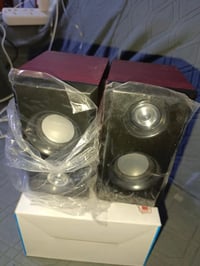 إلكترونيات • إكسسوارات