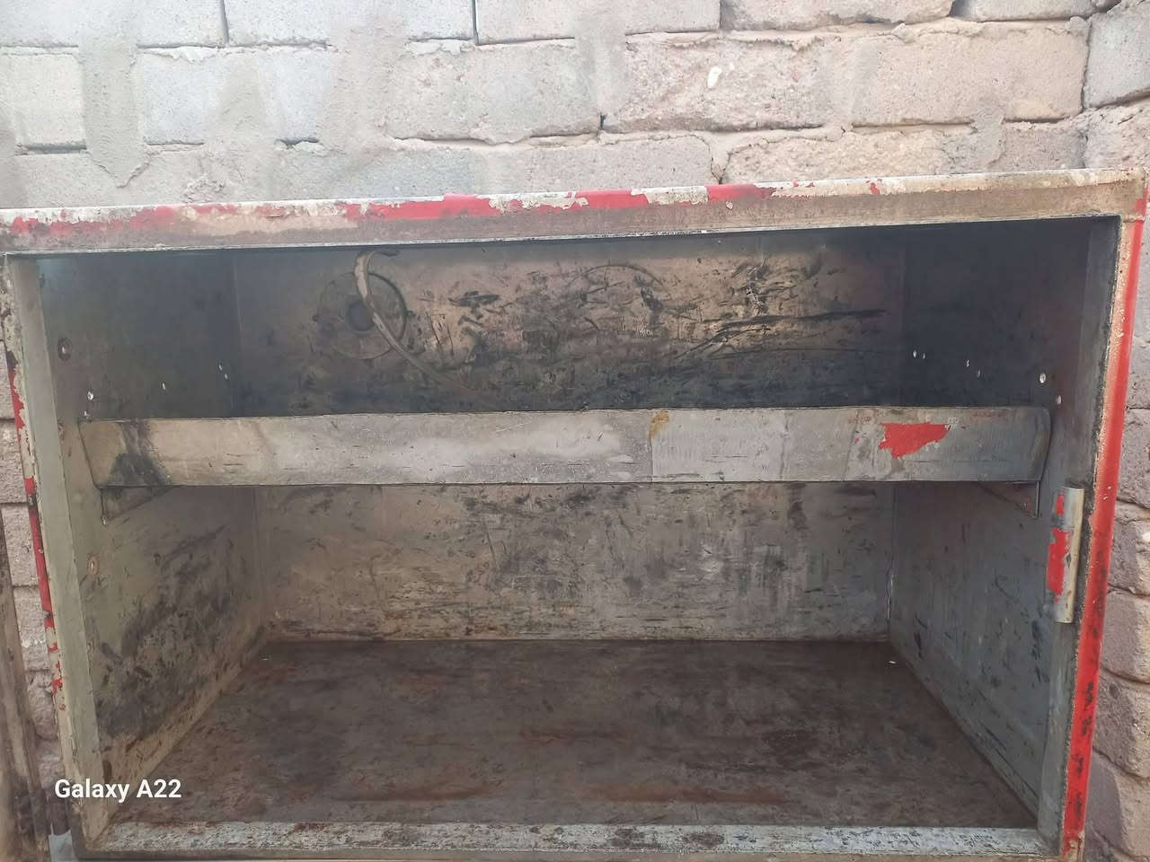 للبيع صناديك عدد 2
التفصيل مكتوبه عليهن 
***********
البصره
