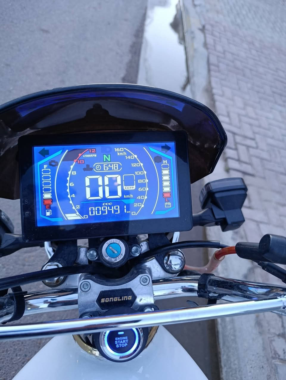 دراجة ايراني موديل ٢٦ماشية ٩٥٠٠ مكفولة السعر ٨٥٠حي العامل ***********
