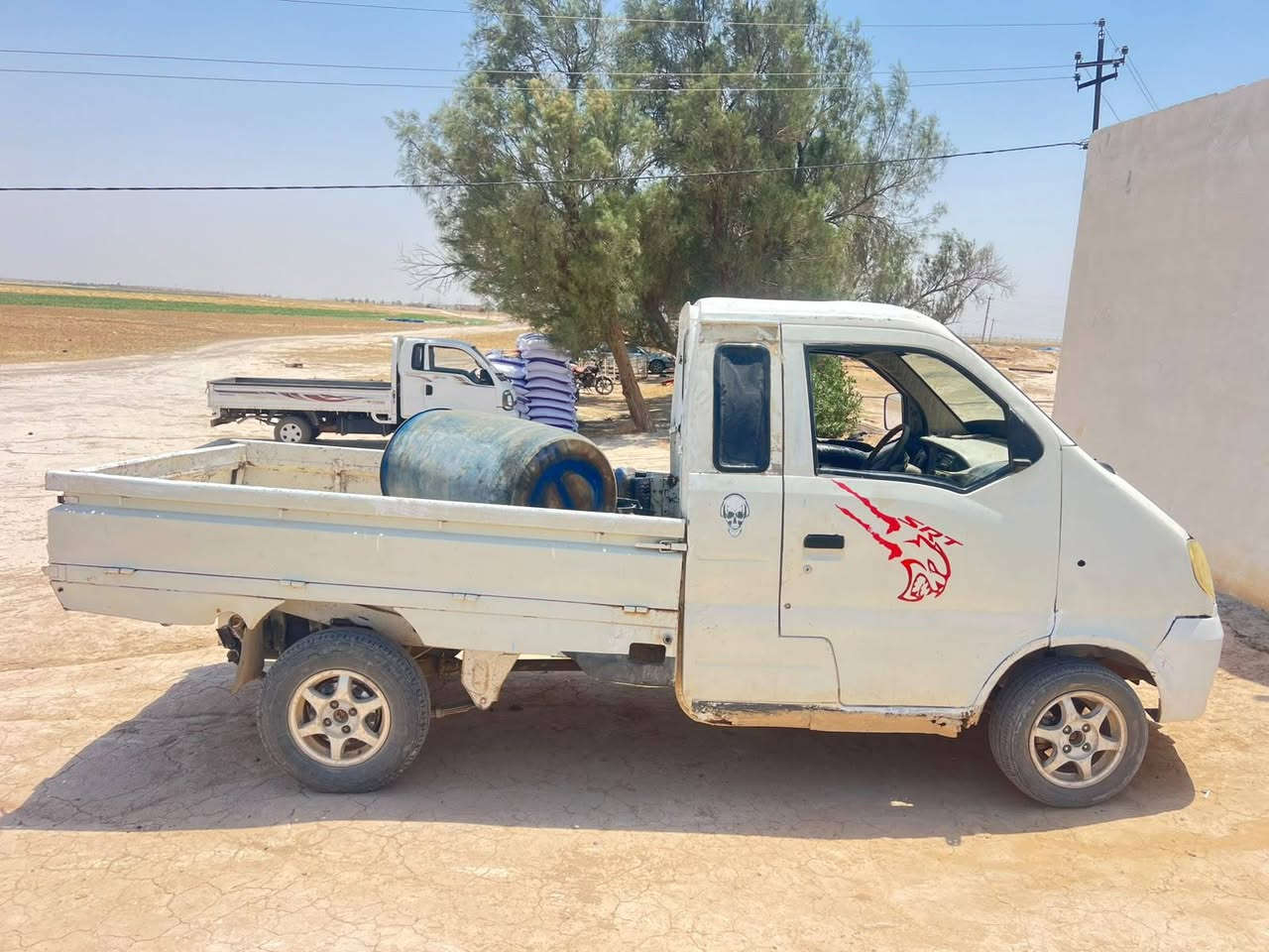سلام عليكم  هيفا البيع السعر ١٢ وبه مجال صلاح الدين تكريت ناعمه ***********
