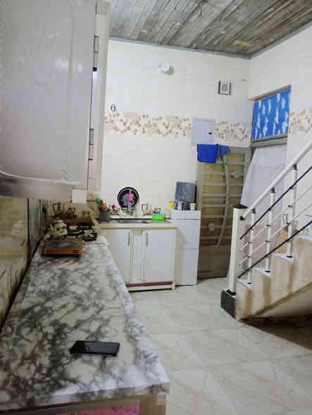 بيت بحي ساهرون قريب الحزام والفلكه كلش بضهر التجاري سعر 90نظيف كلش جاهز للسكن يرهم مبادره بس شرط مقدمه 5ملاين شرط جزائي ***********
