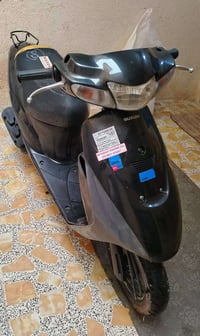 دراجه للبيع ساسوكي جنطه دراجه نضيفه ما مفتوحه سلف هندر كهربائيات كلها ...