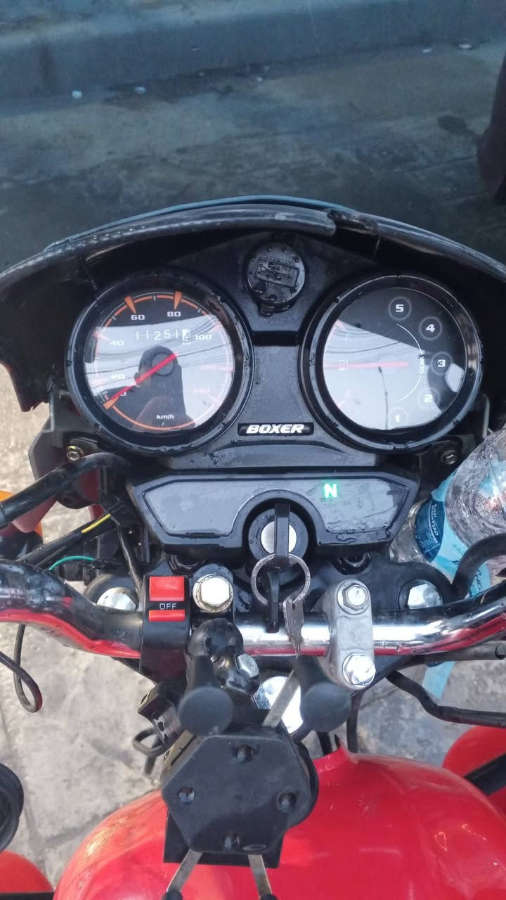 سلام عليكم دراجه بوكسر مكفوله كفاله عامه مرقمه تحويل ثاني يوم دراجه صبانه ما واصلتها بعدهها وضيه شركه تبديل دهن امزويل كل 10ايام دراجه خير من الله جيب فيترك وافحص دراجه مكفوله كفاله عامه موديل 
غير متواجد فيس 
***********
متواجد واتساب
