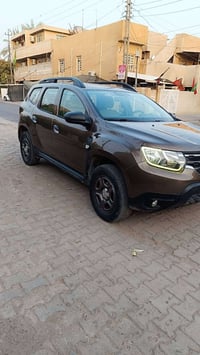 رينو داستر لون جوزي غير محدد موديل 2019 مكفولة من الضربة والصبغ كبير م...