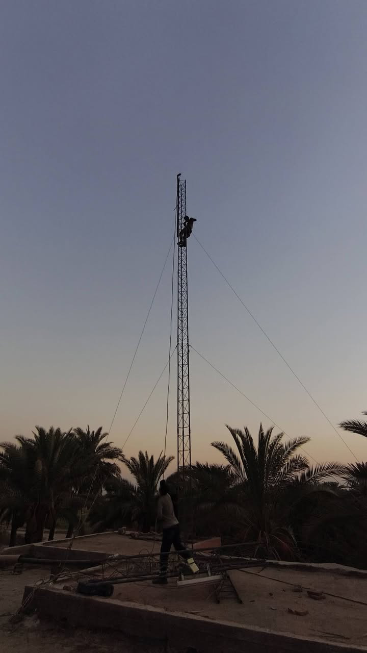 تحيه طيبه تم تفصيخ وتنصيب برج 21متر بابل الحمزه الغربي يتوفر كادر فتح وشد وصيانه الابراج باسعار مناسبه ***********
