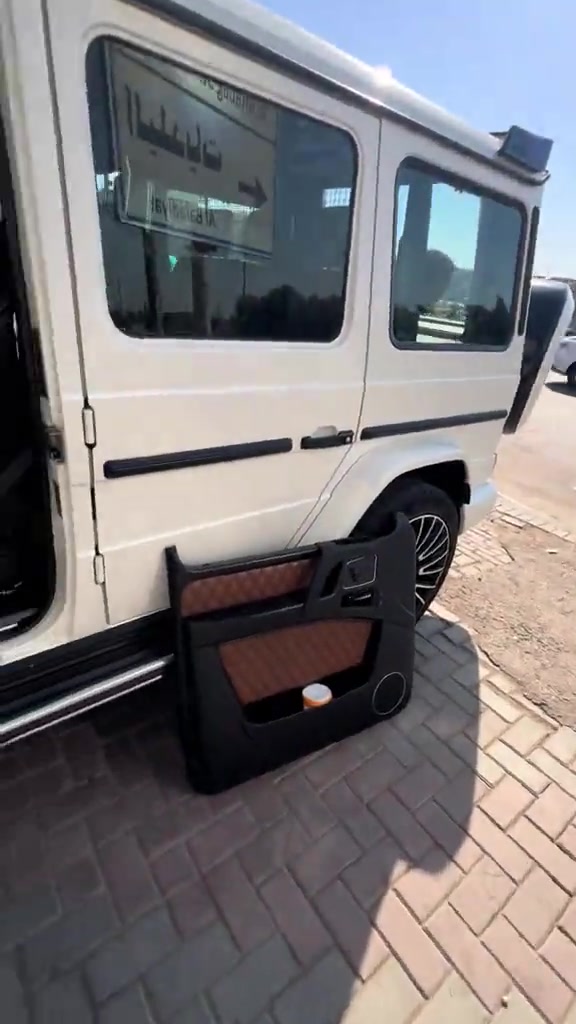 #creatorsearchinsights   ميسر لشاشات تحديث Mercedes G-Class موديل 13/17 تبديل شاشه اضافه سستم كامرات بلادي فول نوع 5D بلادي دون تحوير وكاله ضمان سنه  بغداد المشتل الشارع العام قبل تقاطع الاجراس  *********** ميسر  *********** ميسر  #مارسيدس #مارسيدس_فخر_الصناعه_الالماني #العراق #بغداد 
