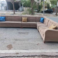 كنبة • نظيفة • مستعملة
