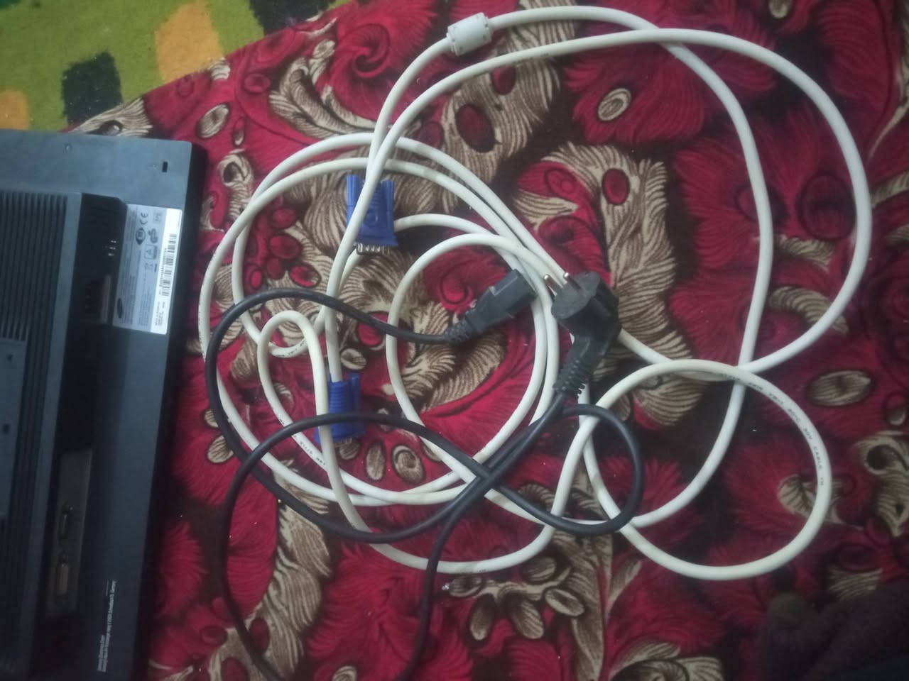 شاشه سامسونج 60 هيرتز حجم 19
بس قاعدة ما وياه

شغاله وعلى الفحص كلشي مابية 

يجي وياه كيبل  VGA أصلي 5 أمتار 

وكيبل تشغيل الشاشة 

سعرة 30الف 

يوجد توصيل لجميع محافظات العراق 

***********

واتساب
