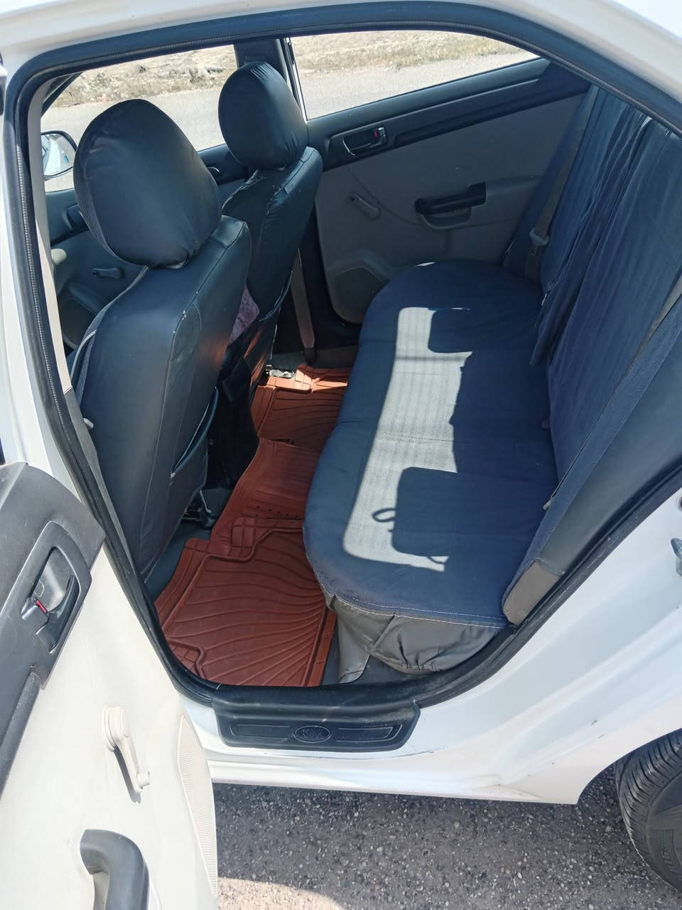 السلام عليكم للبيع سياره فورتي 2010 سياره حلوه احله من صوره بعد رقم صاحب سياره ***********
