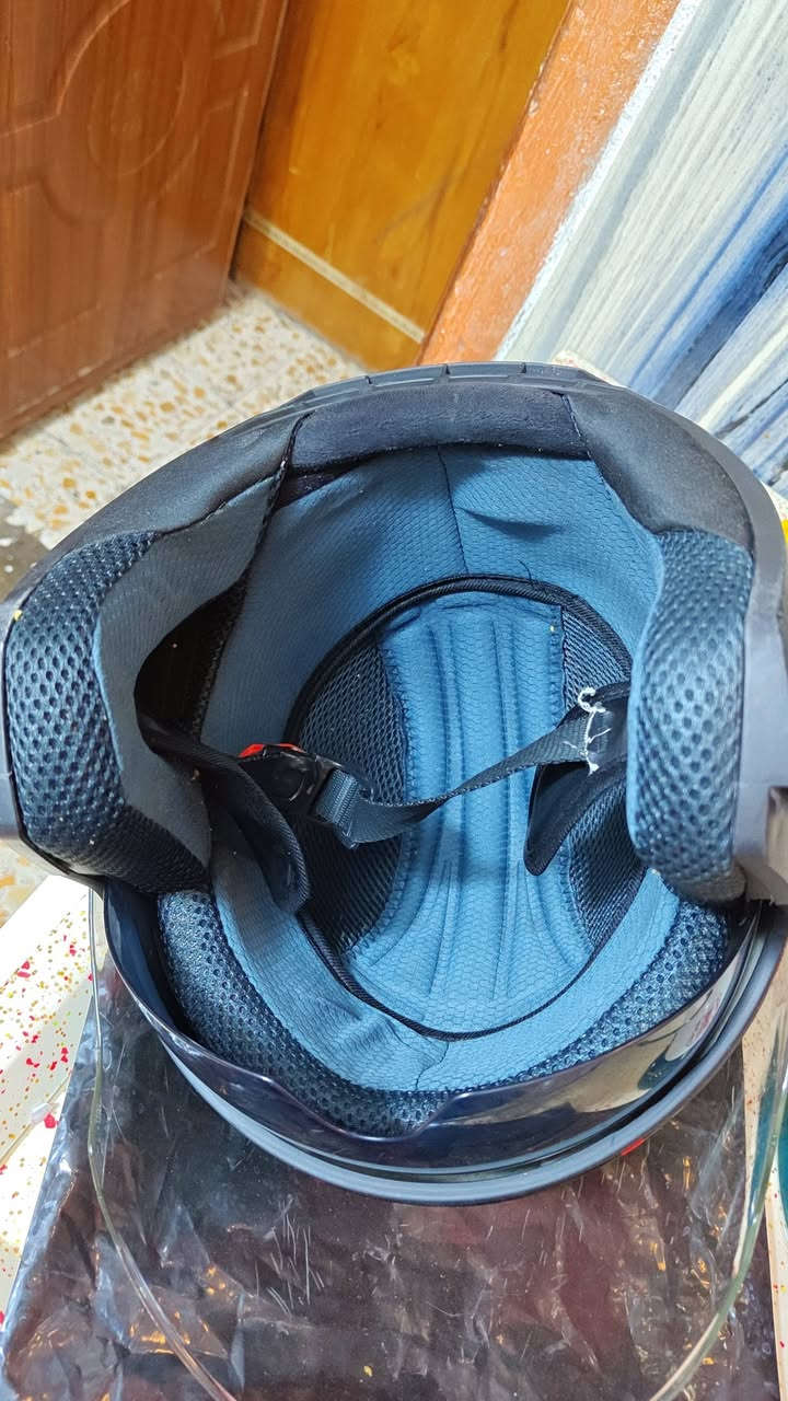 خوذه للبيع ب30 الف رقمي ***********
