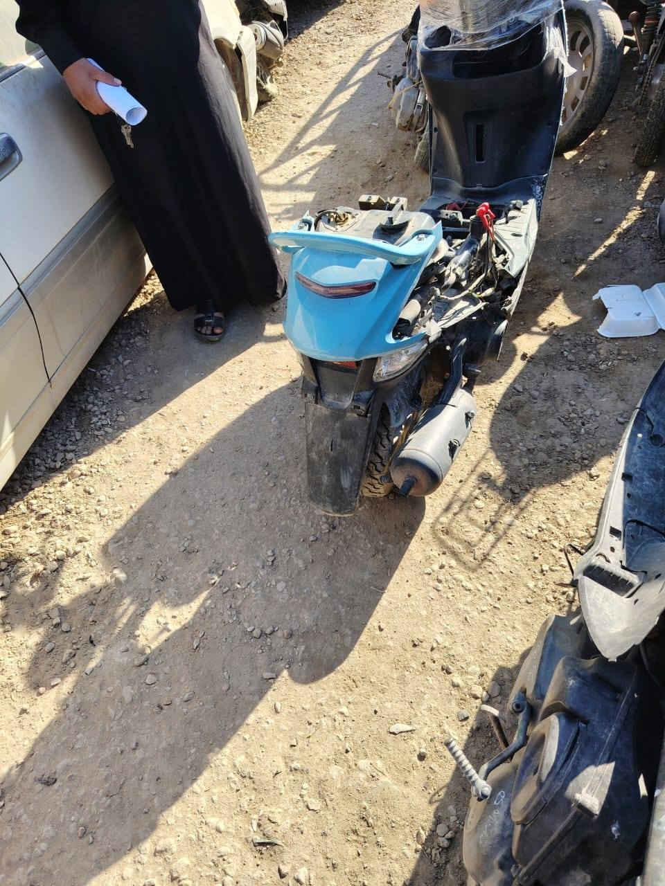 السلام علیکم دراجه بوليس صيني مديل ٢٢ الدراجه غراضه كامله كله بس قبق هندر الدراجه ما مفتوحه الكهرباأيات كله شغاله عوزه باتر  ابيع كومت حديد السعر ٢٥٠ أو بيه مجال غراضه موجوده عندي *********** مكانه نجف مشخاب
