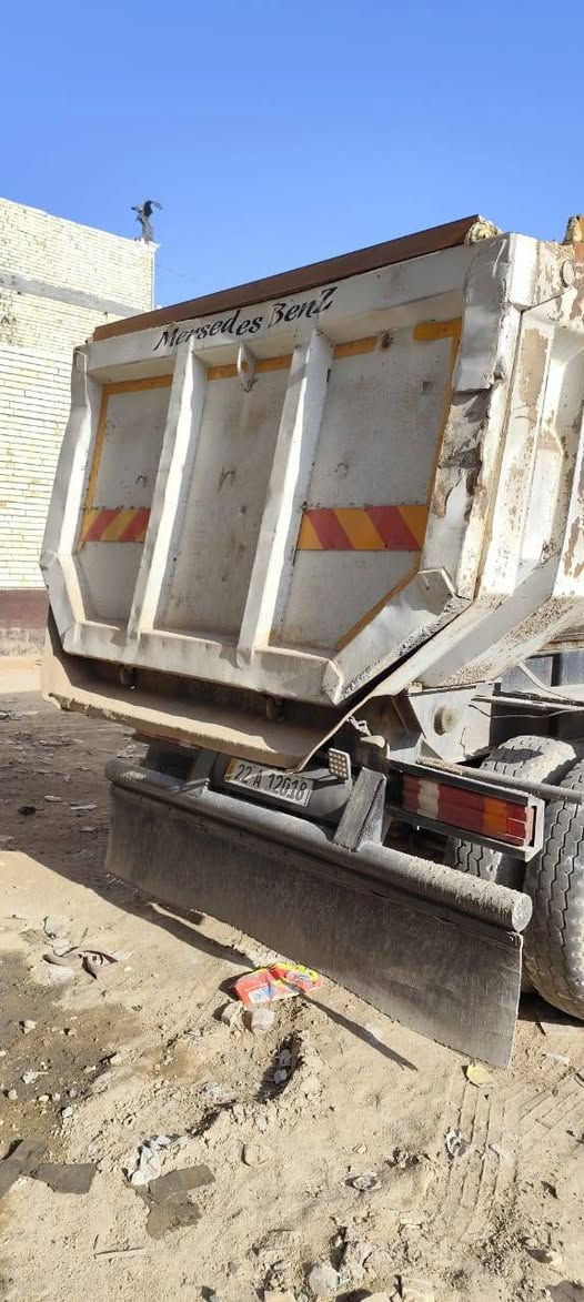 تخم تاير
كير محرك جديد 
رقم انكليزي
محرك 40/18
عربانه بلاديه 3 دناكير
ذرعتهه 23
السعر 2 ونص وبيهه مجال
مكاني كربلاء
للاستفسار ***********
