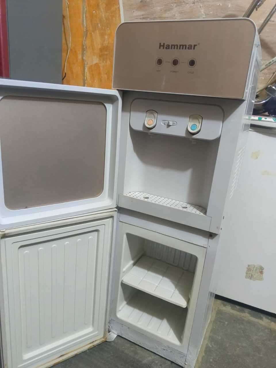 براد ماء ب ٧٥شغال نضيف مستعجلين ع بيعته


**إذا كنت صاحب هذا الإعلان وتريد حذفه لأي سبب، رجاءا أرسل رسالة إلى الدعم الفني**