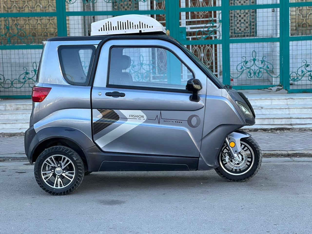 ً

السلام عليكم..دراجه ثلاثيه..كهربائيه..  استيراد  خاص السرعه k.80... موديل

.2025. عدد البطاريات .6..الحجم العملاق... .55 امبير...72 فولت.. تقطع مسافه بل شحنه الواحده K.80 ...الدراجات مواصفات حلوه. تخدم كل الفئات ..جام كهربائي ..كشن متحرك..مسجل اوكس بلوتوث...   كامره رجوع ال خلف  شاشه تاب  وبيها تبريد فان.+ تدفئه ..اوتماتك .R._D_N

ما سحات...أماميه..الدراجه تحمل من شخصين ..إلي 3

أشخاص... كهربائيات كله شغاله..اشاره..دبل اشاره..لايت عالي ناصي هورن..سكن..سطاب لايت..شاحنه ذكيه تدعم الشحن السريع والأيقاف الذاتي عند امتلاء البطاريات... وضايفلهاً بصمات إضافيه ويايها وجبت الها مري  صفح حتياط 

اي استفسار اتصال

***********

مكاني بغداد تنفع للمعوقين
