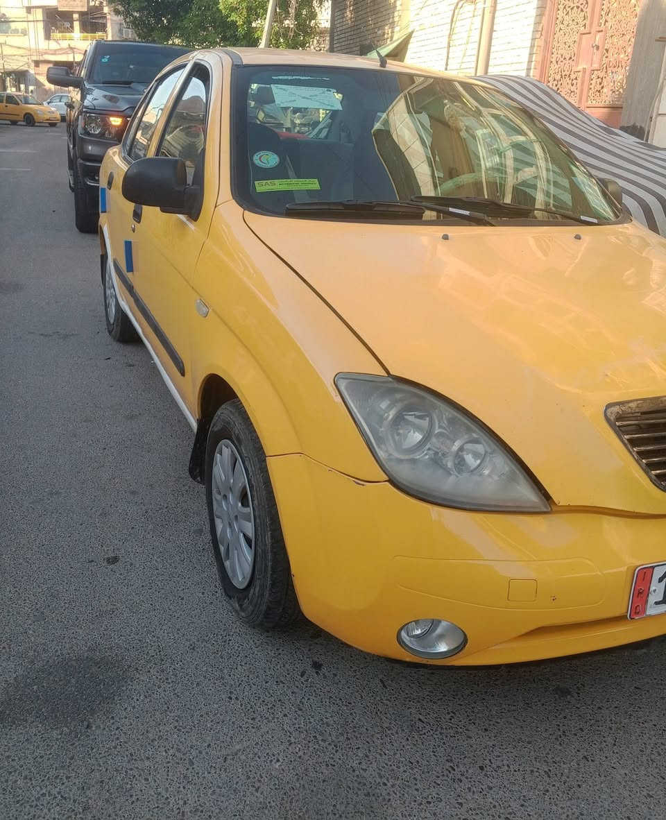 سياره طيبه للبيع موديل 15 بسمي تحويل مباشر رقم انكليزي نظافه 80٪ مصفره هيئه وغرامه كير مكينه وتبريد كله شغال بيها طخه خفيفه جوه المرايه مثل ماموضح بالصوره العنوان بغداد السعر 35
***********

