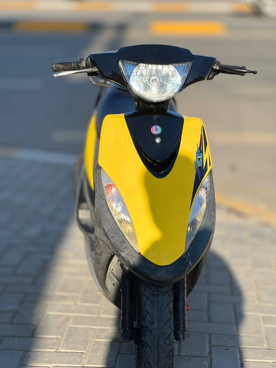 السلام عليكم
دراجه ماكس عدله (مال رمبه)
دراجه كله بلاديه 
مبدل بيه كفرات تجاريه.
 ( الابلاديه رصاصي موجودات)
الدبل الامامي واكف
السعر: 900 وبيها مجال
مكاني بغداد البياع
***********
