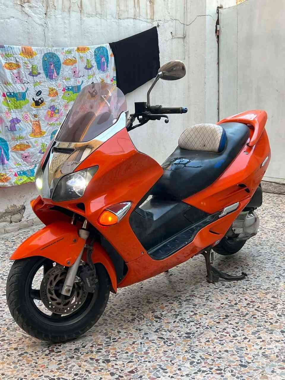 سلام عليكم ورحمة الله فورزه 06 للبيع السعر 650 دراجه حلوه تعال وشوف مكان بغداد  مدينه الصدر *********** واتساب
