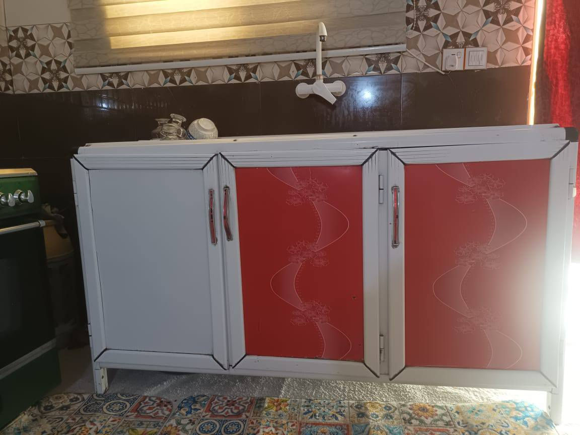 كاونتر و طباخ لبيع
السعر ٣٧٥ وبيهن مجال 
مكان الفضلية


**إذا كنت صاحب هذا الإعلان وتريد حذفه لأي سبب، رجاءا أرسل رسالة إلى الدعم الفني**