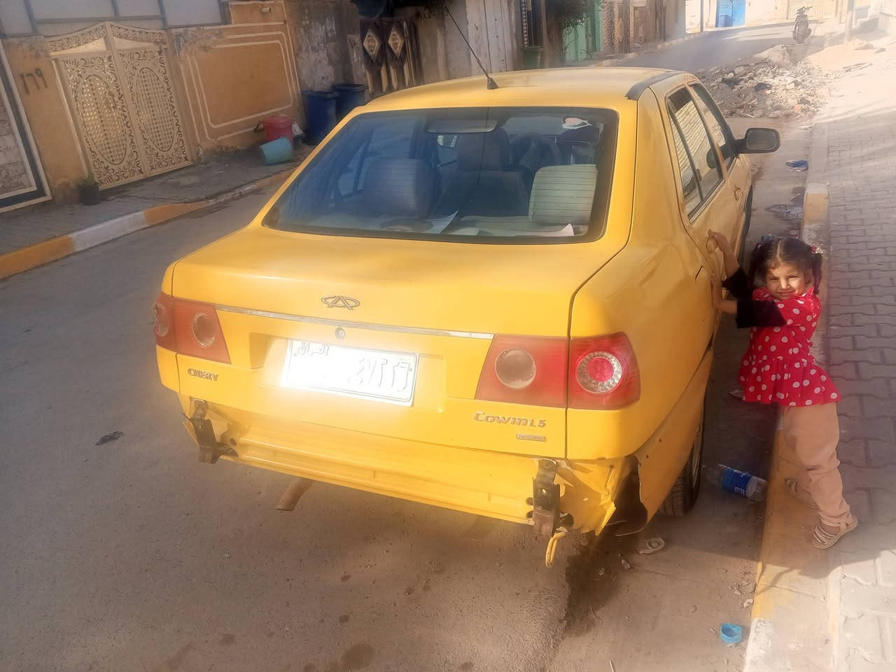 اللهم صل على محمد وال محمد شيري كيون بلادي للبيع رقم احمر بغداد راعيهه يريد تحويل  ابيع كوم حديد مالي شغل بل هيه ولا غرامات كوم حديد السعر 10 للتواصل ***********
