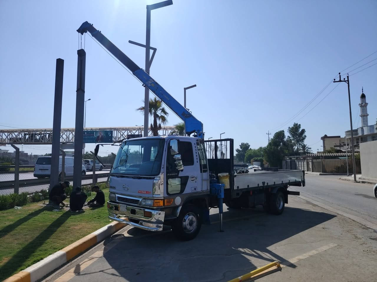 هينو أنكر مديل 13جهاز اف اكس ٣اسلايتات مكينه 80سوب لا تبخير ولا تنقيص شاصي مكفول سياره بسمي مكان بغداد رقم ***********
