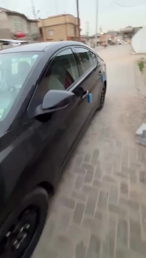 النترا2018 وارد امريكي
مكينا 2000 دوش كير AT
السيارة بيه ضربة جاملق و بنيد شي قليل بل تكمه جهت السائق
سنوية ما منتهية دواخل وخارج نضيف مثل ما موضح بل صورة 
السيارة بيبل واحد
مكينه جديدة وكير خير من الله السعر 115 وبيه مجال شي قليل
رقم للأستفسار ***********
