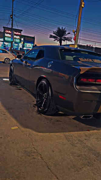 سلام عليكم 
جالنجر RT للبيع ٢٠١٤ سيارة وارد كندي طالعة تقرير غرق وكلين تايتل مابيها ولا قطرة صبغ احلا سيارة بموديلها
بيها بارد بالجاملغ الخلفي بس وشرط بچم كبس مال شركة 
اي مشكلة بالكهربائيات ماكو 
بيه مكينه موديل ١٩ شديتها گير مابي شي حدادية جديدة دبلات جدد امامي خلفي تبرديها ثلاجة تجي وتشوف بعينك سيارة دوشمة جديدة مسويلها 

المواصفات 
سيارة مفولة للاخير ماعدة الفتحة
سيارة بصمة
تشغيل عن بعد
سيارة كشنات تدفئ وتبريد 
شاشة 
حساسات شغالة مية بالمية 
حساسات اطارات
اكسل مال srt
دعامية امامية مال srt
كت لحاية مال srt
ويل نجمة ابو الخسفة القوية 
سبايدر مال ريد آي
منضومة زنون مال موديل ١٩ 
عليها كزوزت مرعب وطلقات وريمونت طفي وشغل براحتك
باتري جديد
عليها برمجة كاملة 

للمعلومة السيارة منازلة استعراض ابددد ابددد‼️
اديرلها دهن بيل وان معروف وبانزين كله محسن وعليها ادامة كاملة 
شباب السيارة كاملة من الأخير وصارف عليه كلش هواي وبالعافية ع الياخذها السيارة مدفع 
السعر ١٤٠وبي مجال
الرقم *********** 
اذا معجبتك يارب ترزق بالاحسن منه Colombo
