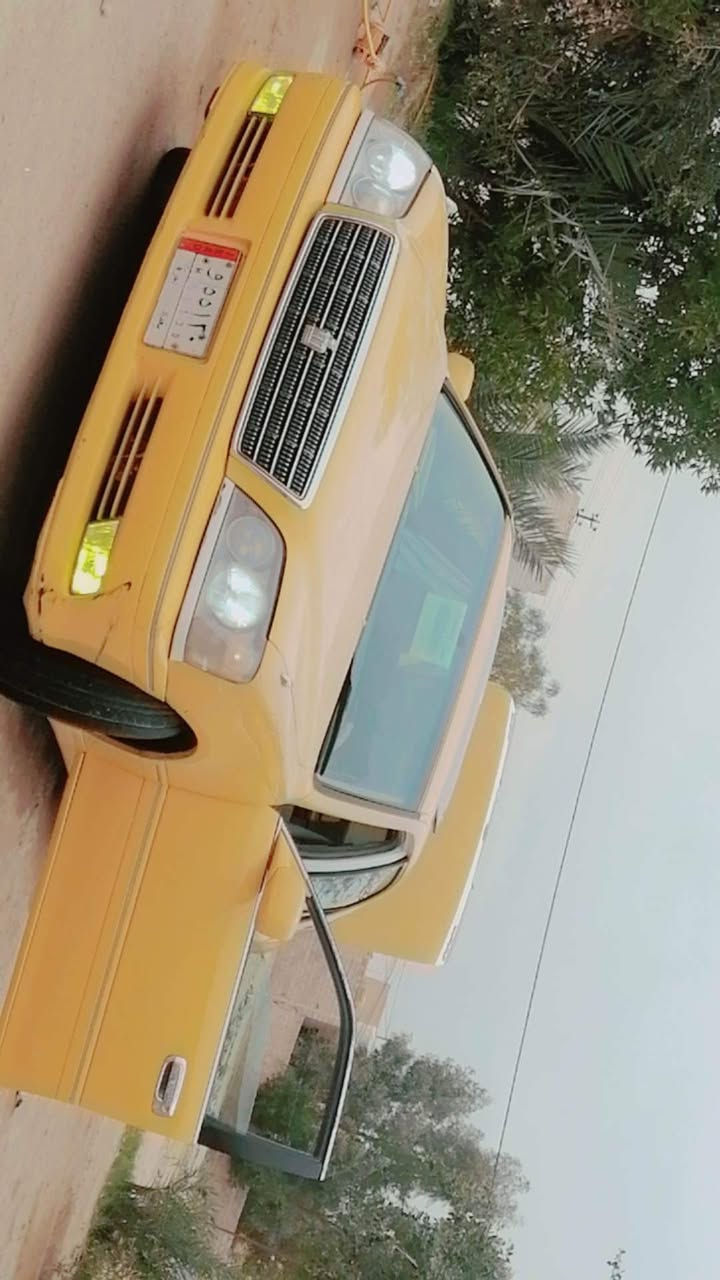 السلام عليكم ملكه رقم بغداد الماني كصه قماره مالكها بلنجف سياره جاهزه عايزها كير ومكينه بيها لاستيك ولف والباقي جاهز خطها نجف بغداد السعر  55 وبيه مجال *********** مكاني نجف
