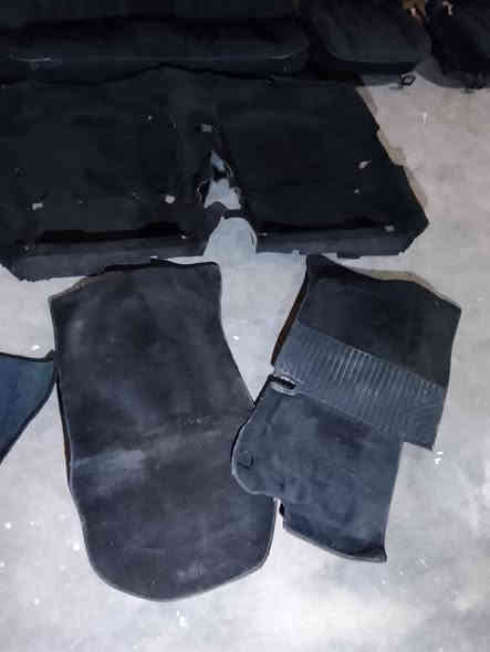 غرفة مرسيدس دب نظيفة حلوة مرتبة  سعر 700 الف مع مجال مكان كركوك ***********
