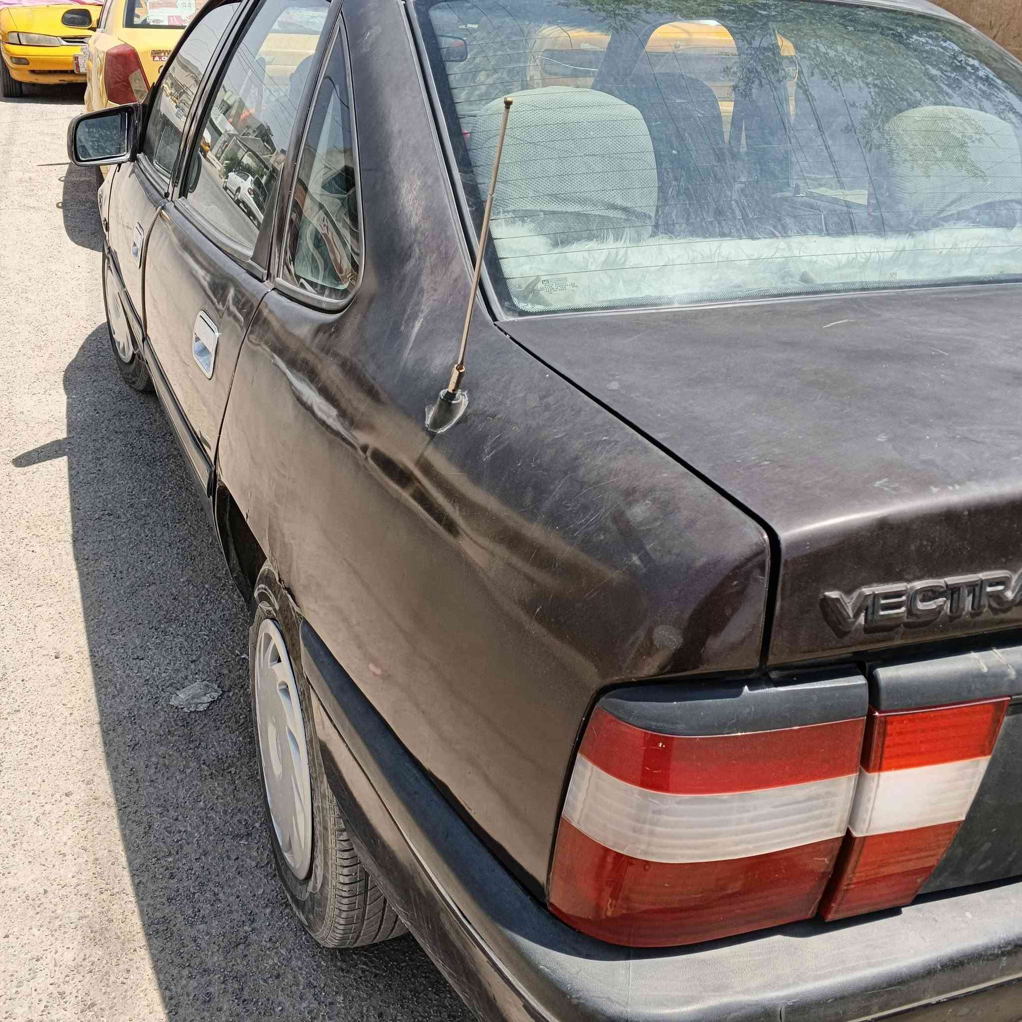 يالله سلام عليكم سياره فكترا موديل 91
رقم صلاح الدين اني وكيل أول بطاقه بانزين بيها تخم تاير جديد 
حجم 18 سنويه صاقطه 3اشهر كير محرك بل شرط مكاني كركوك العسكري السعر 37 غير متواجد ع فيس ***********
