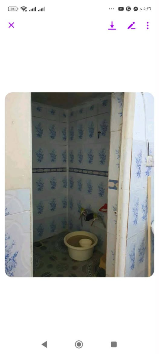 السلام عليكم ورحمه الله وبركاته بيت للبيع مساحة ١٠٠م واجهة ٥ م وعمق ٢٠ م سند طابو الزهور الأيسر (مكاتبة مع الشرعي)   طابق واحد يتكون  من كراج و غرفة نوم واستقبال ومطبخ وحمام  موقع  البيت سومر حي الساهرون  بالقرب من اسواق الأخوين مقابل أسواق فانيلا بالفرع ٠ وسعره مناسب جدا  *********** أو ***********
