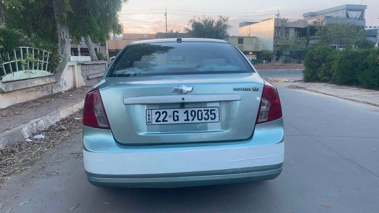 سیارە اوپترا
مودیل2008
گیر ئوتوماتیکە
سەنەوی و هەزەی نویە
کیرو مەکینەی بەشەرتە
تەبریتی بەشەرتە
تەقەو رەقەی بەشەرتە
سبوغعامە بونیتوجاملغیکی پیوەیەتی
مالی دوستە
60وەرەقەو مجالی برایانە
***********
