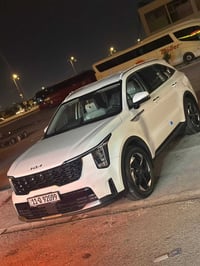 سورنتو ٢٠٢٥ • ٣٧٠٠٠ كم • رقم بغداد