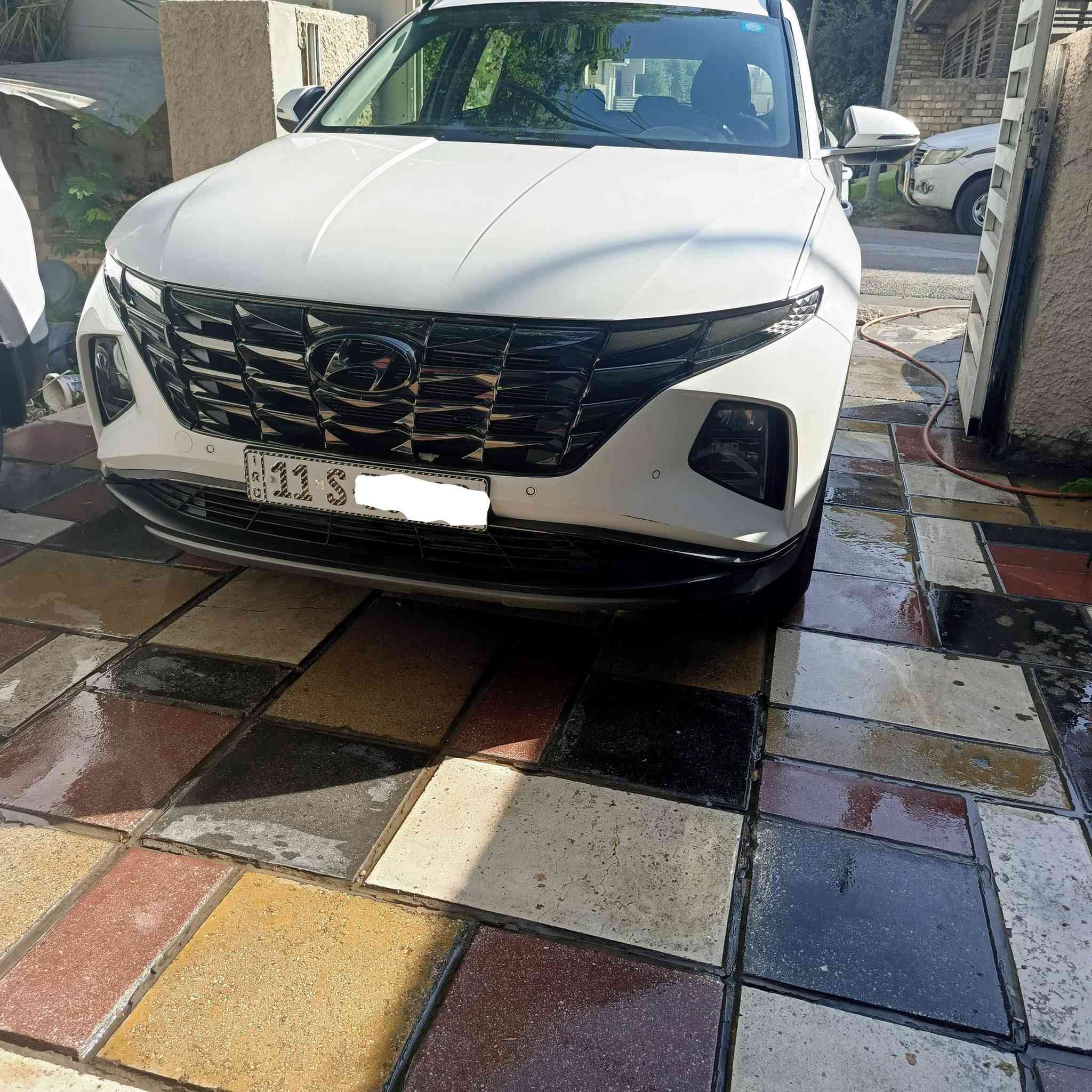 السلام عليكم توكسان  موديل 23 للبيع السياره فول موصفات عد البنورامه بدون صبغ ماشيه 40 السعر  212 للاستفسار على الهاتف ***********  وشكرا
