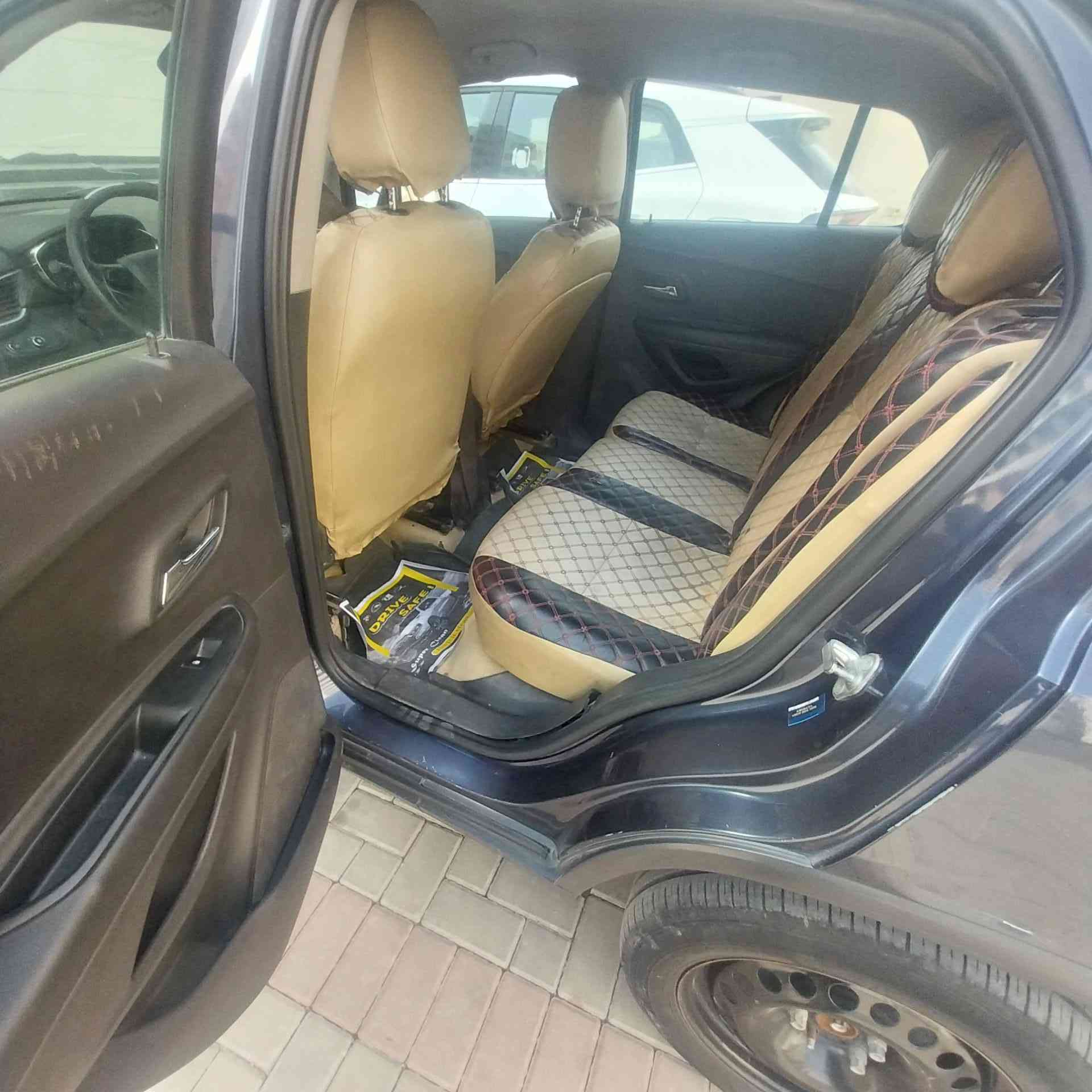 سيارة شوفرليت نوع تراكس مكينة ١٤٠٠  تيربو موديل ٢٠١٨  للبيع سيارة نظيفة حادثها باب السايق فقط ومصلح ليبل واحد رقم بغداد  مشروع وطني  باسمي تحويل السعر ٩٠ وبي مجال قليل الاتصال  واتساب  
*********** 
***********
