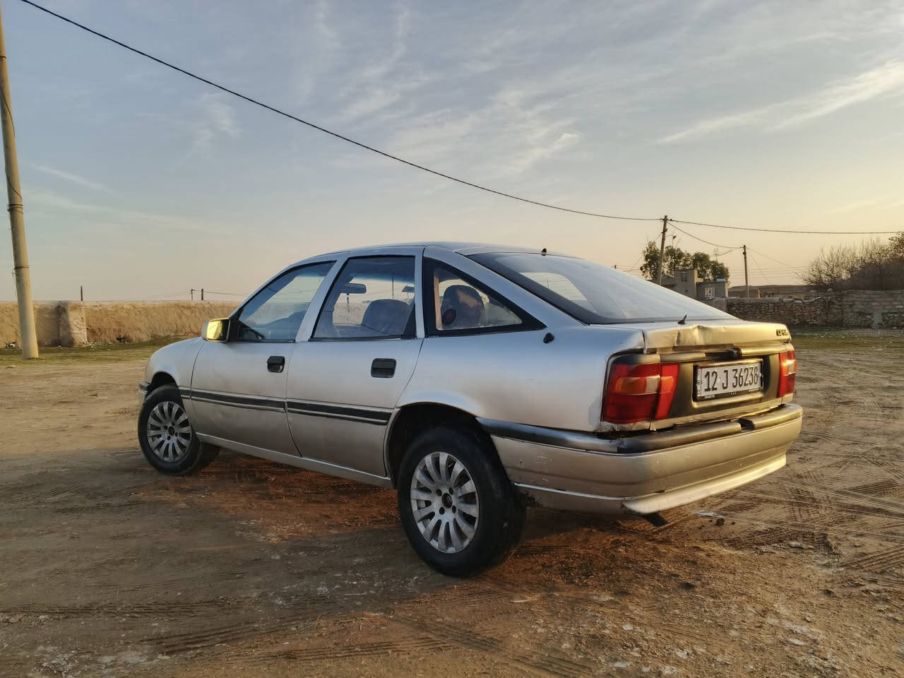 السلام عليكم فكترا حجم 18 موديل 1991 سنويه إلى 2030
السقف واكع عليها حايط التكم انضاف شرط الوكاله و تحويل وشرط ما مقدم عل كابون 
العنوان ناحيه زمار
السعر 29 ورقه وبيها مجال قليل 
رقام الهاتف ***********/‏‪***********‬‏
