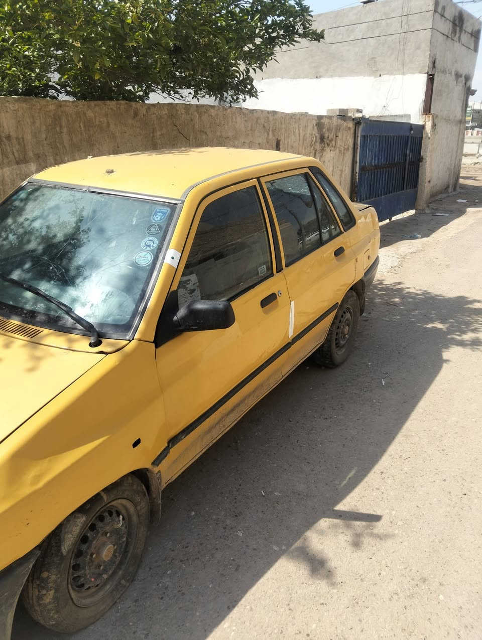 سلام عليكم ورحمة الله وبركاته عندي سايبه البيع موديل 2013 سياره شايله روحا رقم بغداد الماني تحويل الك يمي تحويل بس مكاني بغداد قرب علوه رشيد عوريج السعر 22 بيها مجال الطيبين قليل حك الجيه مايجبك اعبر المنشور لاكلي شبيها مابيها هذا الموجود واقع حال الشراي عيوني اله ، ***********
