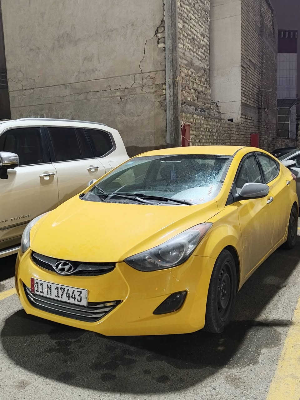 سلام عليكم سياره النتره موديل 13 سياره وارد مريكي حادثهى بنيد بدل كير ومكينه الغود خير من الله مكينه 1800 دوش دواخل جديده تخم تاير جديد تبريد ثلج السياره مصفره هيئه وغرمات سنويه 30 رقم بغداد السعر 107 وبيها مجال الستفسار ***********
