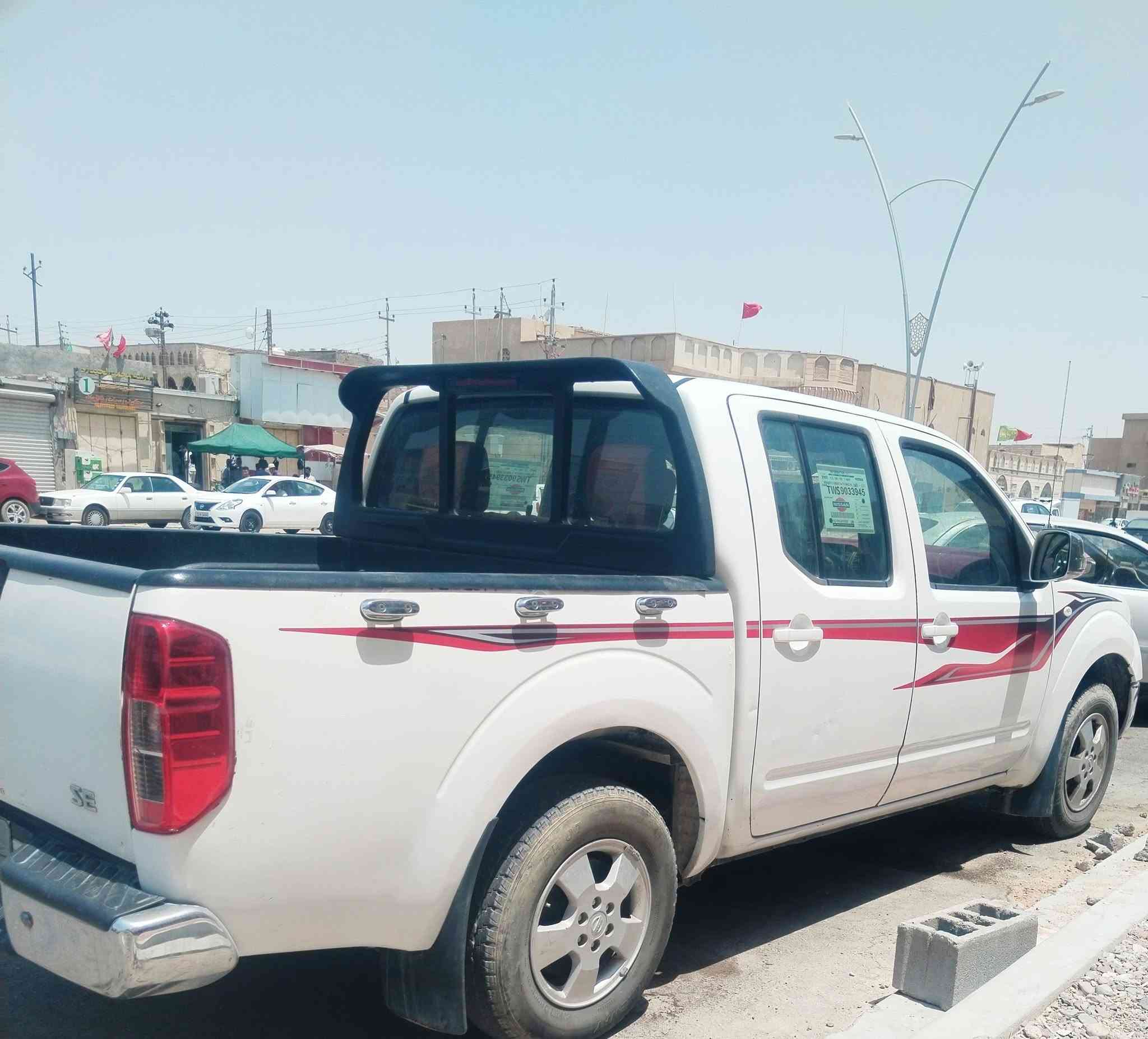 سلام عليكم نيفارا ١٣ بيه بارد سنويه منتهيه مكينة مجفتة عنوانه البصرة الزبير السعر ١٠٠ وبيه مجال ***********
