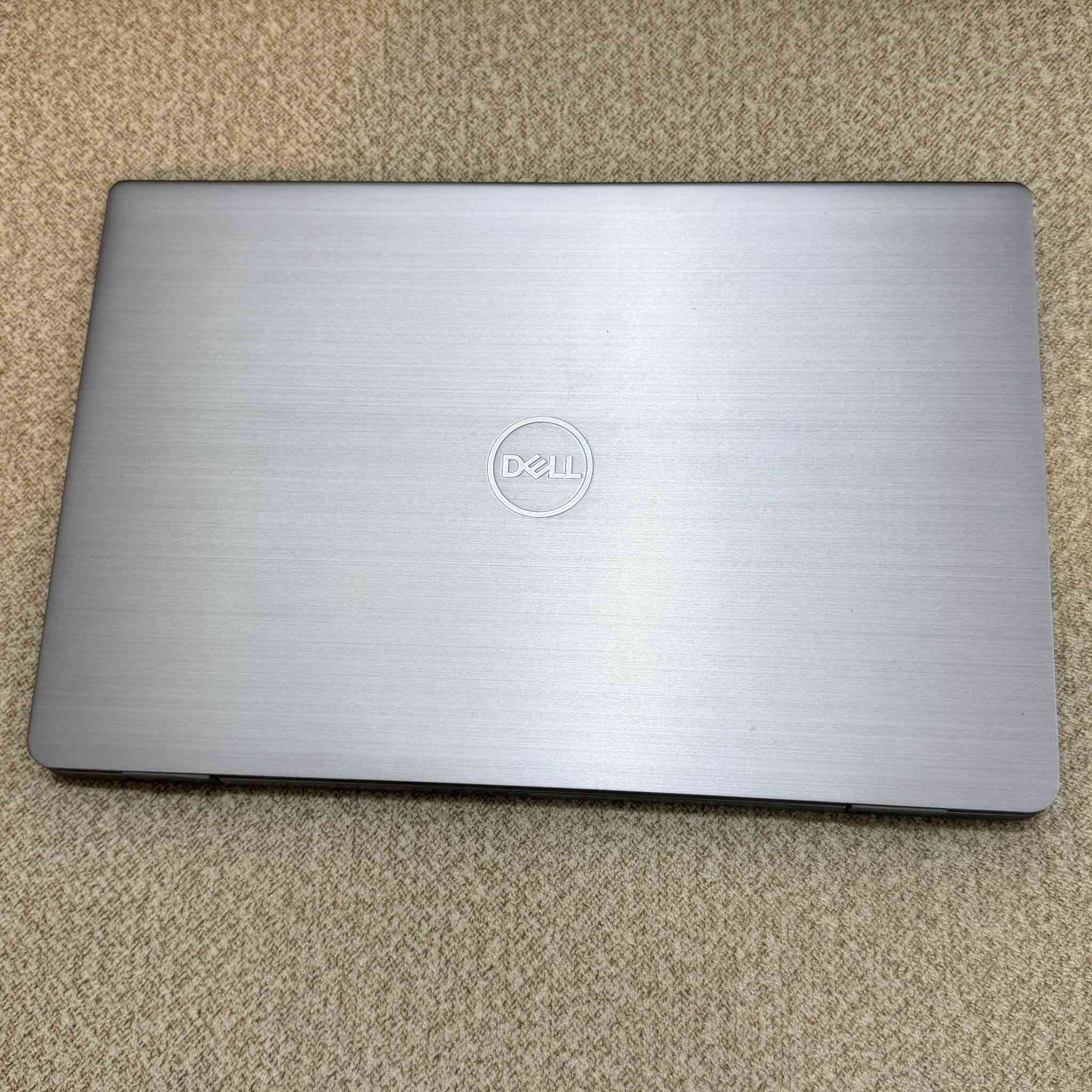 لابتوب dell للبيع
كوراي cou i 7 1165G7 
الرام 16 گيگا DDR4 
الهارد 512گيكا SSD 
شاشه 4K LCD
ويندوز 10 برو كامل
صحة الهارد 100‎%‎
غير مستخدمه
اي استفسار التواصل  على الرقم ***********
