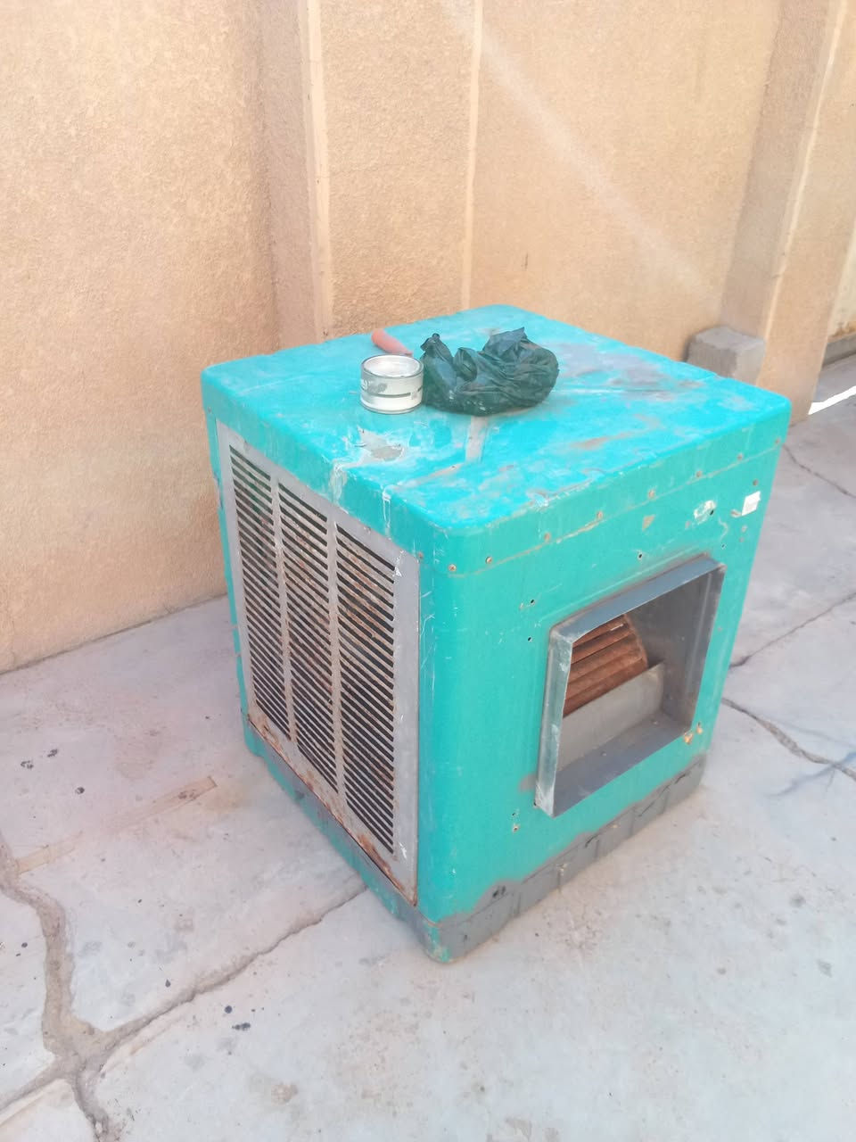 مبردة للبيع جاهزة الاتصال على الرقم ***********
