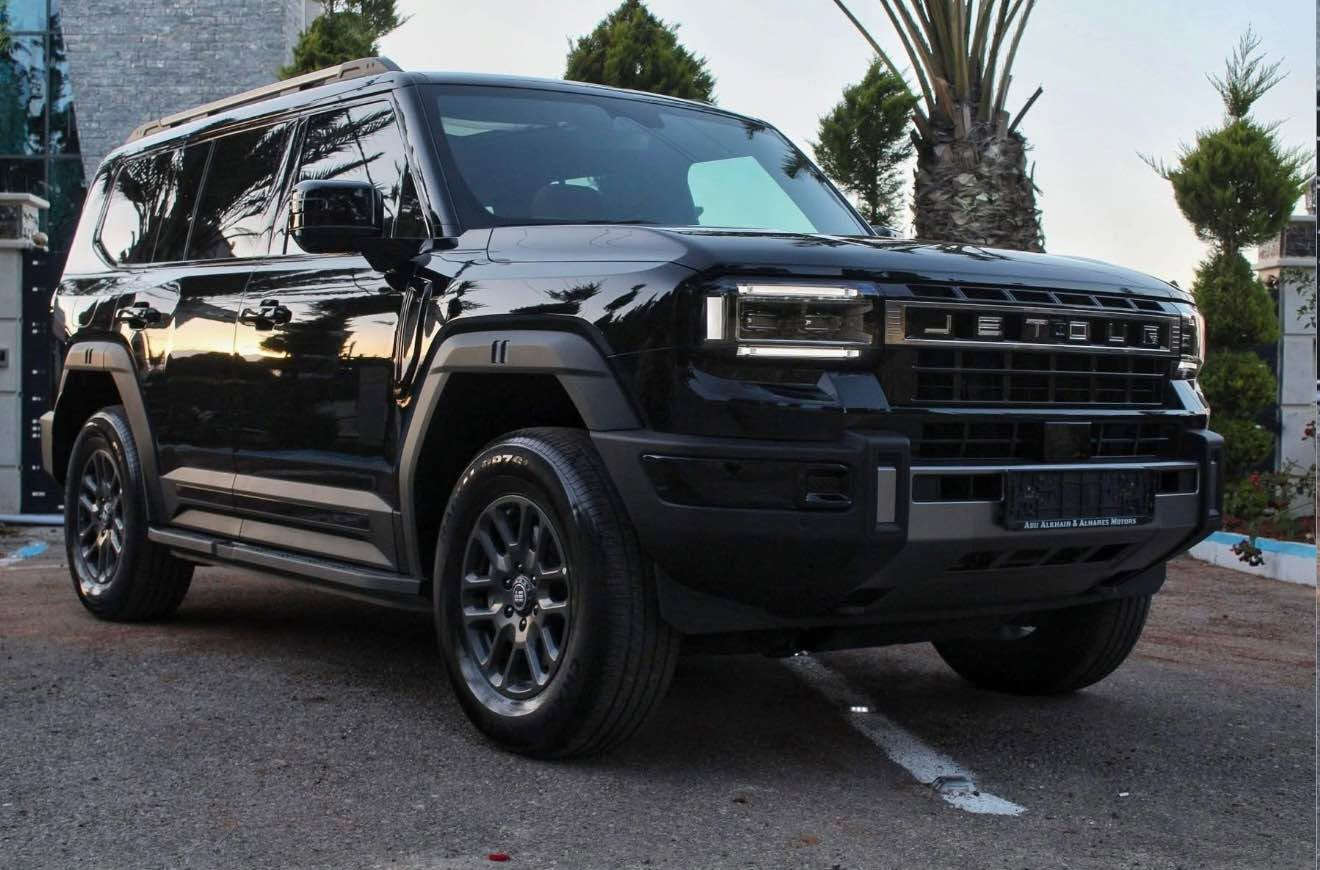 السلام عليكم للبيع G700 فئية السبورت بسعر 62 مليون زيرو تترقم باسم لمشتري بعدها بدون رقم سعر ترقيم ٣٠٠ الف مكانها بغداد 
*********** بغداد, العراق
