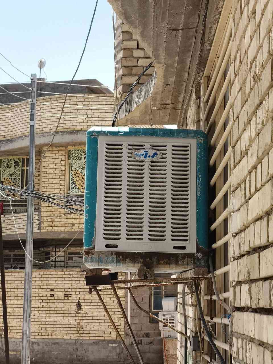 مبرده للبيع كلشي مابيه نقصه واتربم
***********

