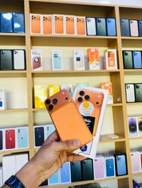 ايفون 17 برو ماكس • ٥١٢ • بطارية ١٠٠٪